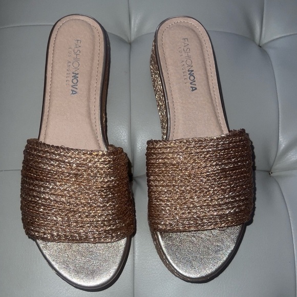 Platform sandals - Picture 3 of 7